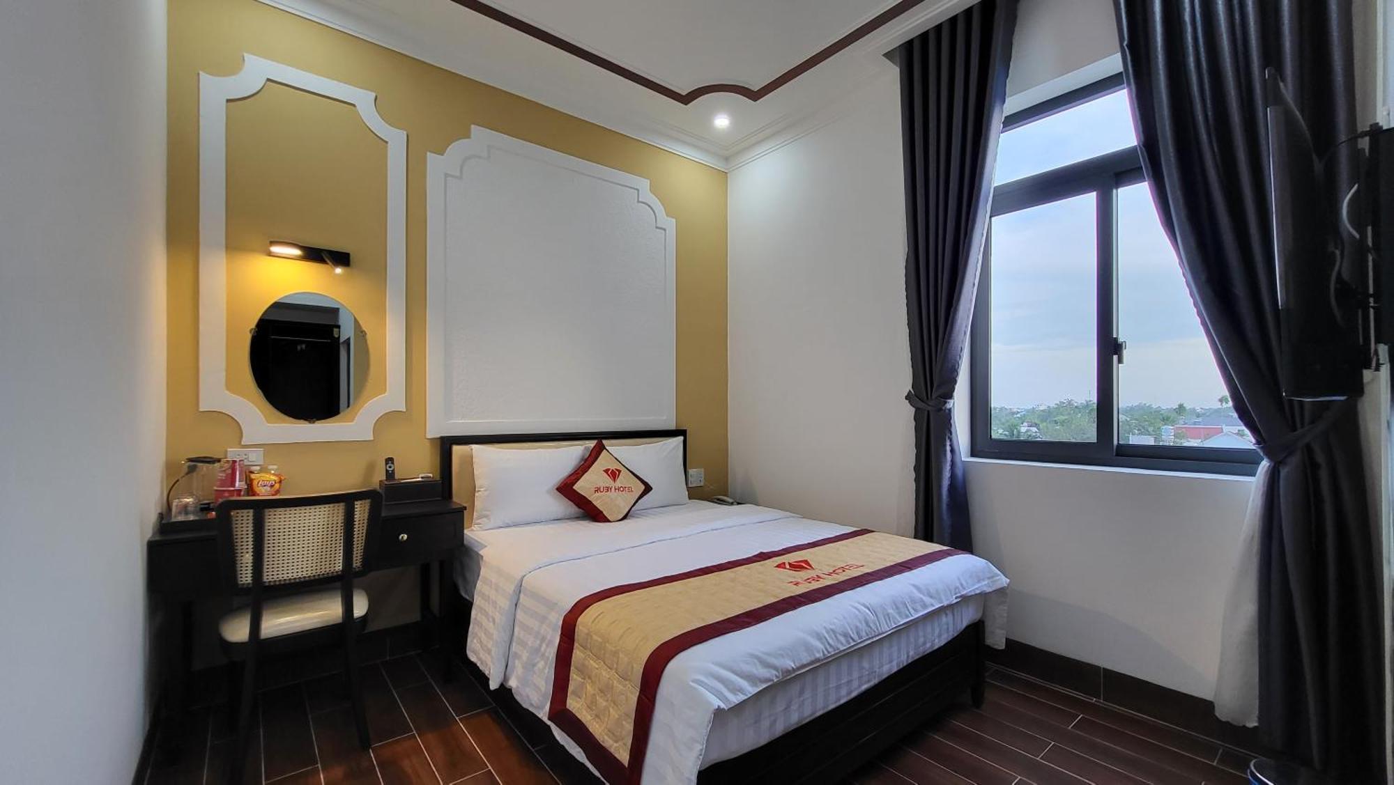 Ruby Hotel Vĩnh Long מראה חיצוני תמונה
