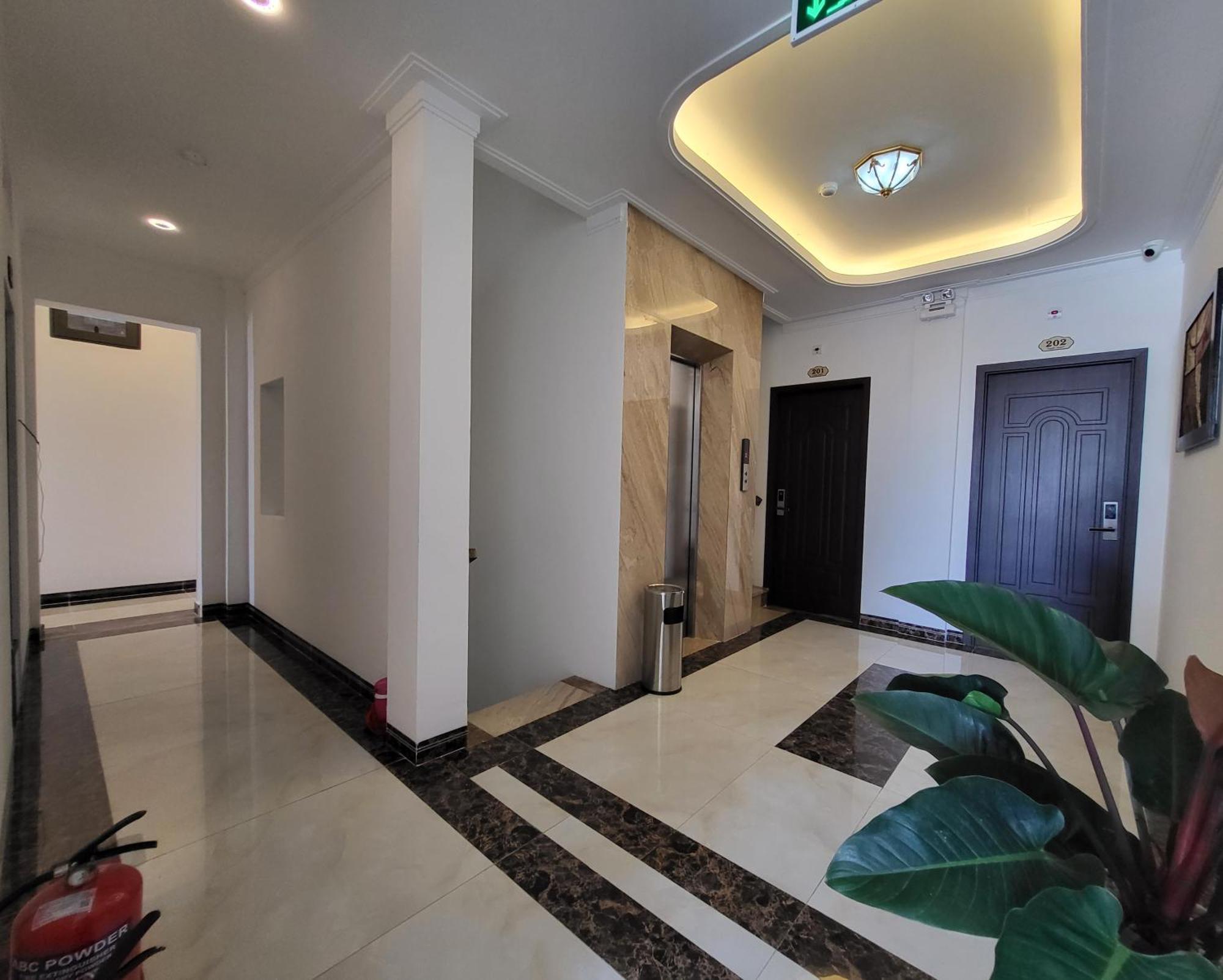 Ruby Hotel Vĩnh Long מראה חיצוני תמונה