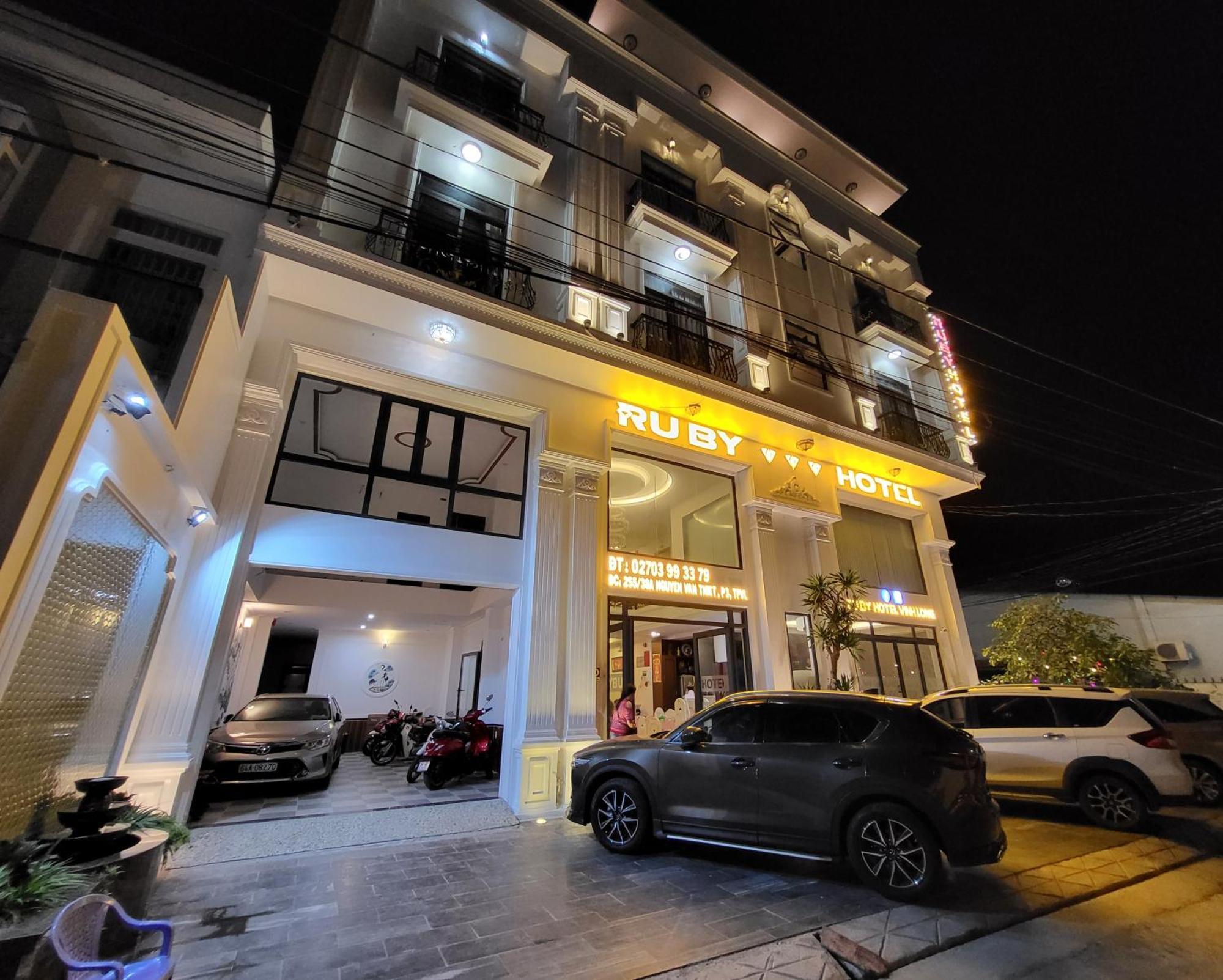 Ruby Hotel Vĩnh Long מראה חיצוני תמונה