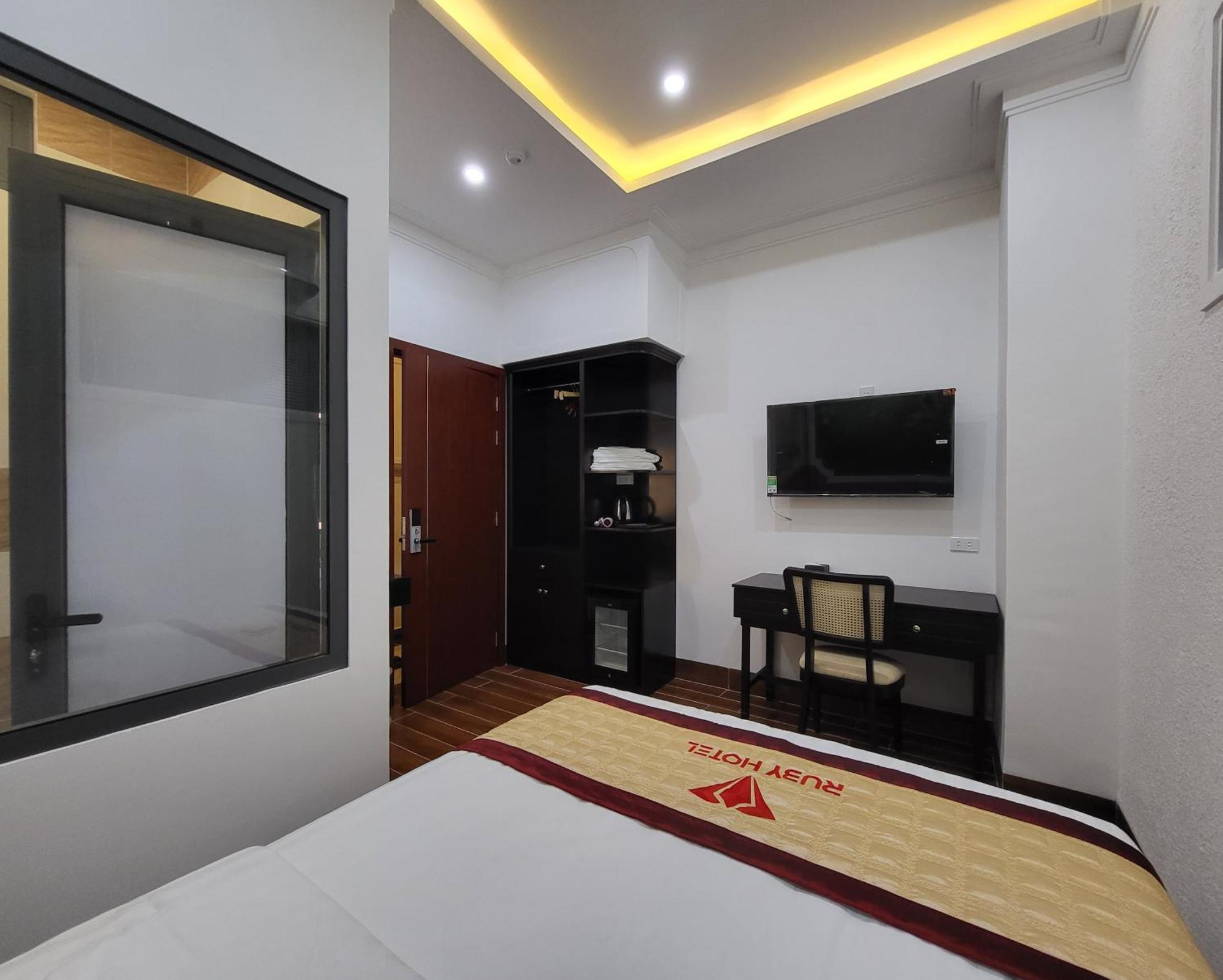 Ruby Hotel Vĩnh Long מראה חיצוני תמונה